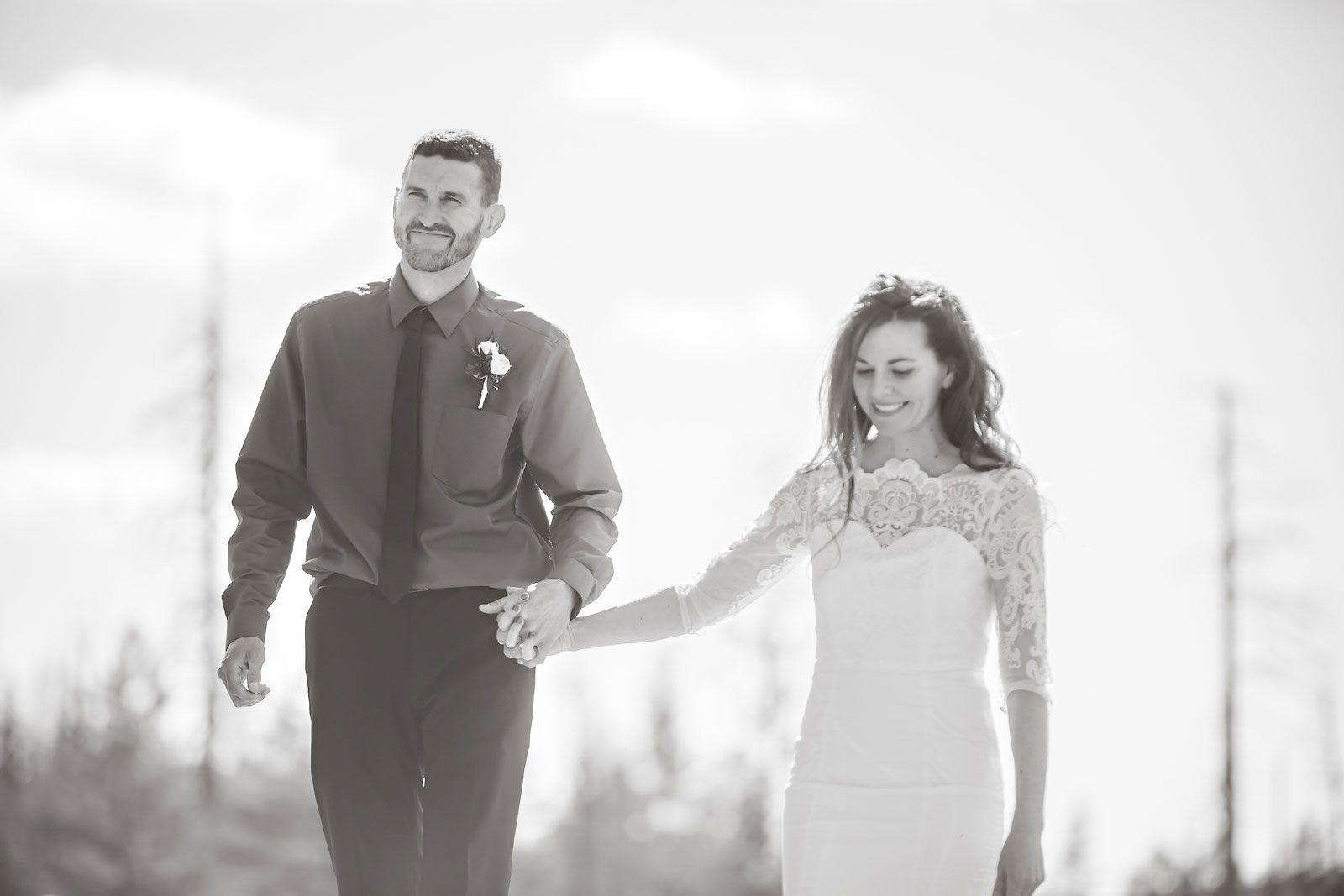 Adventure elopement photography of wedding couple.